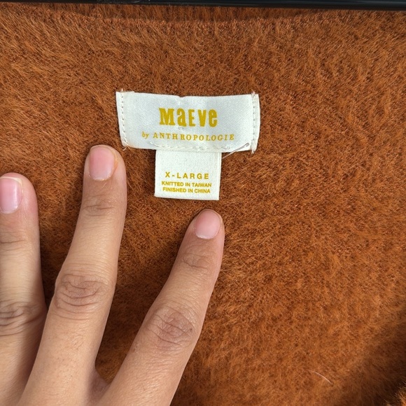 Maeve Scoop Neck Eyelash Fuzzy Sweater Tee Orange size XL - Picture 3 of 7